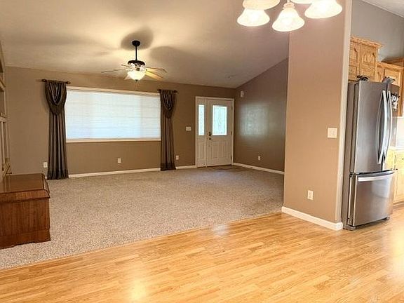 4th image of 521 11th St