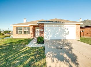 5932 English Manor Rd, Denton, TX 76210