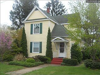 2nd image of 631 Fenton Ave