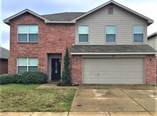 9829 Sparrow Hawk Ln, Fort Worth, TX 76108