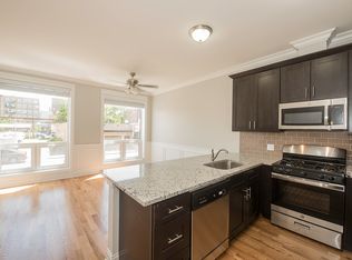 2346 W Grand Ave #1S, Chicago, IL 60612