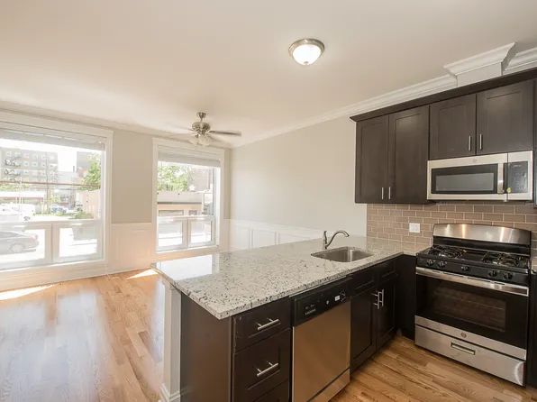 2346 W Grand Ave #1S, Chicago, IL 60612
