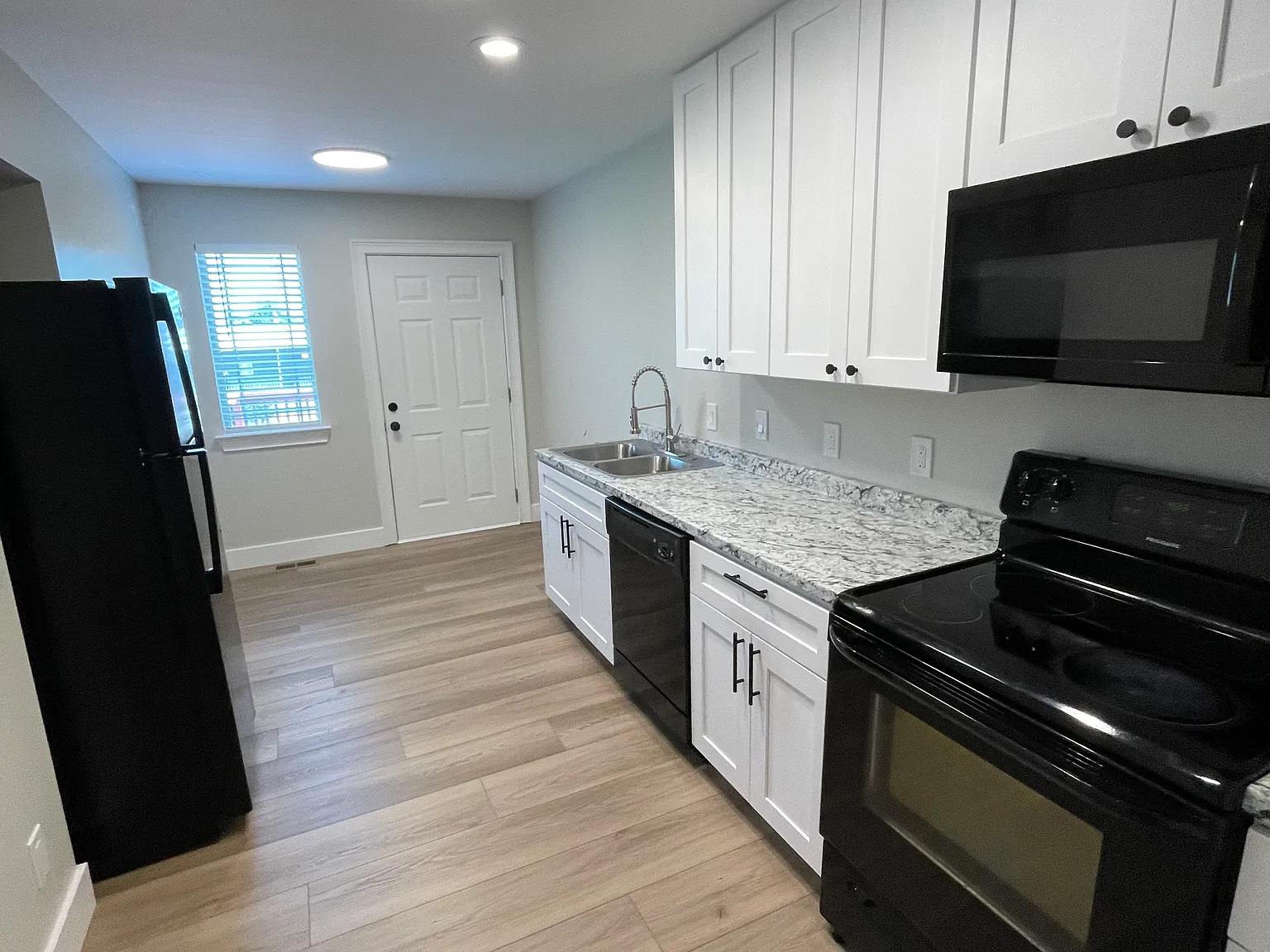 2971 Highway 417 — Photo 3