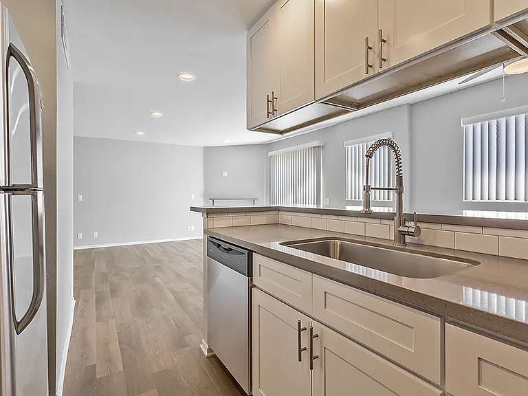 1216 S Corning St — Photo 80