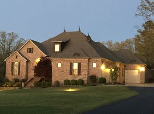 110 N Valley Rd, Searcy, AR 72143