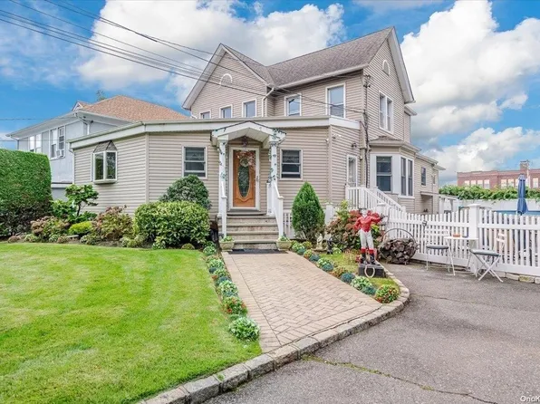 41 Maiden Lane, Inwood, NY 11096