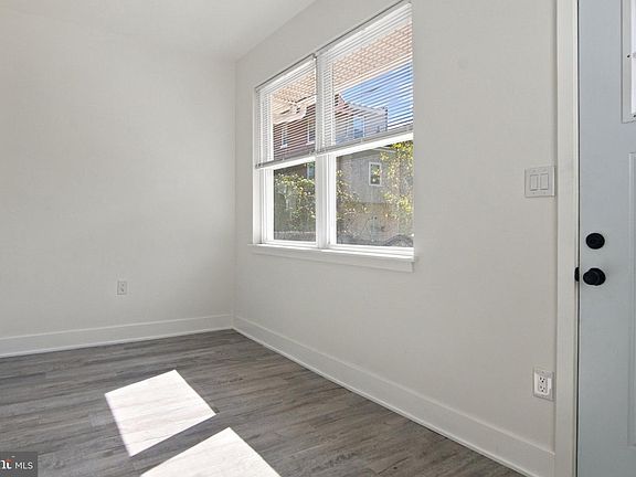 2nd image of 4913 Chancellor St