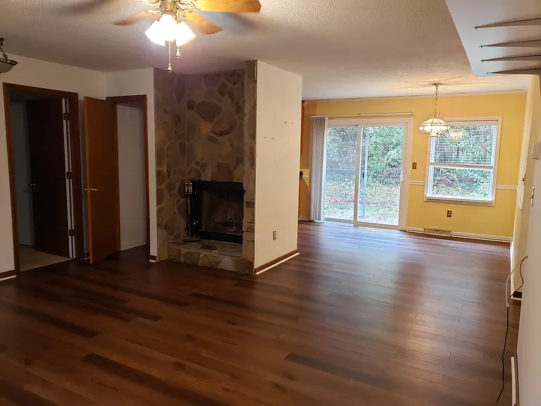 205 Enoree Cir — Photo 3