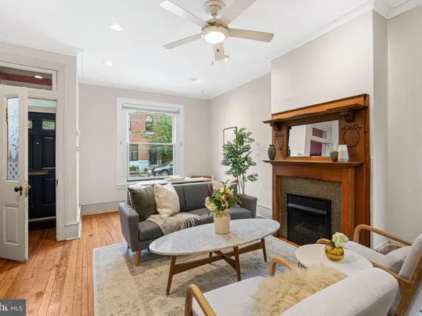 3015 Poplar St, Philadelphia, PA 19130