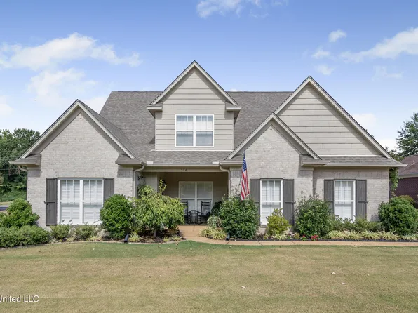 576 Rowan Oak Pl, Hernando, MS 38632