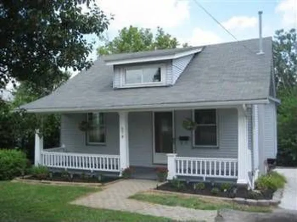 574 Greenwell Ave, Cincinnati, OH 45238