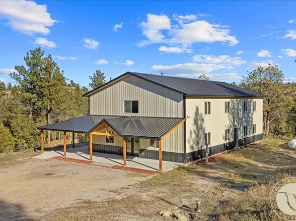 22 Indian Rd, Roundup, MT 59072