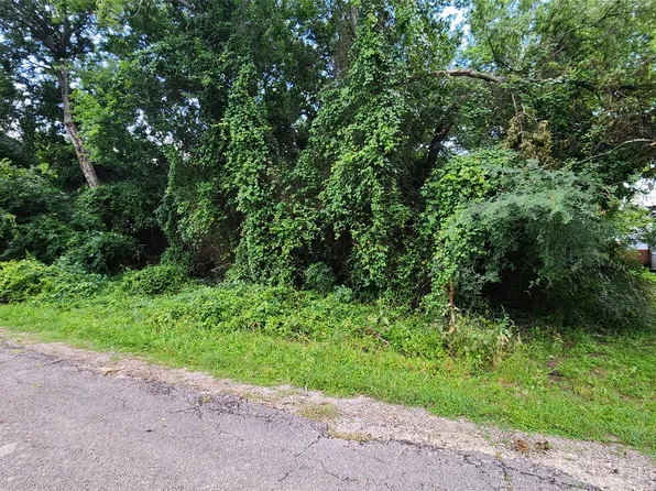 327 Capricorn Dr, Granbury, TX 76049