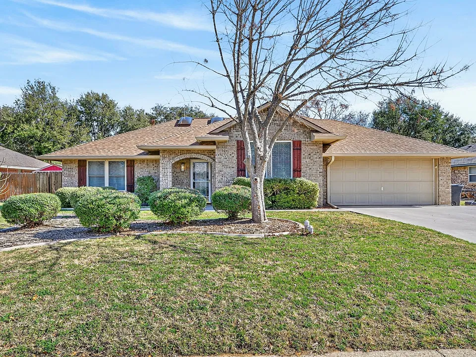 1121 Dove Hollow Rd