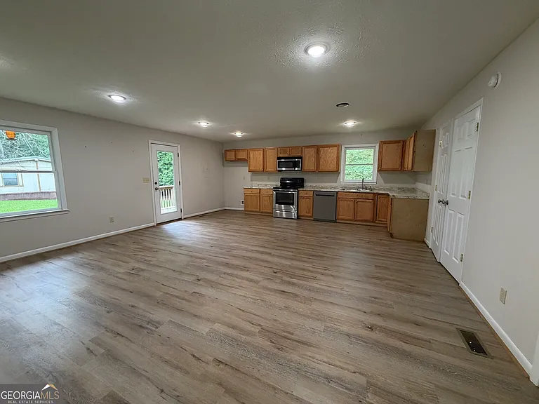 448 McBrayer Rd #B — Photo 9