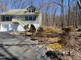 6515 Decker Rd, Bushkill, PA 18324