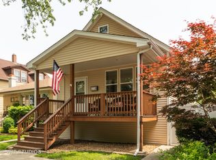 11207 S Sawyer Ave, Chicago, IL