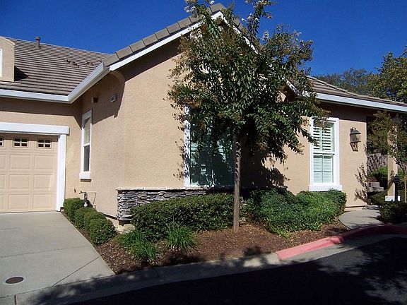 4th image of 3802 Park Dr