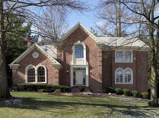 1090 Tall Trees Dr, Pittsburgh, PA 15241