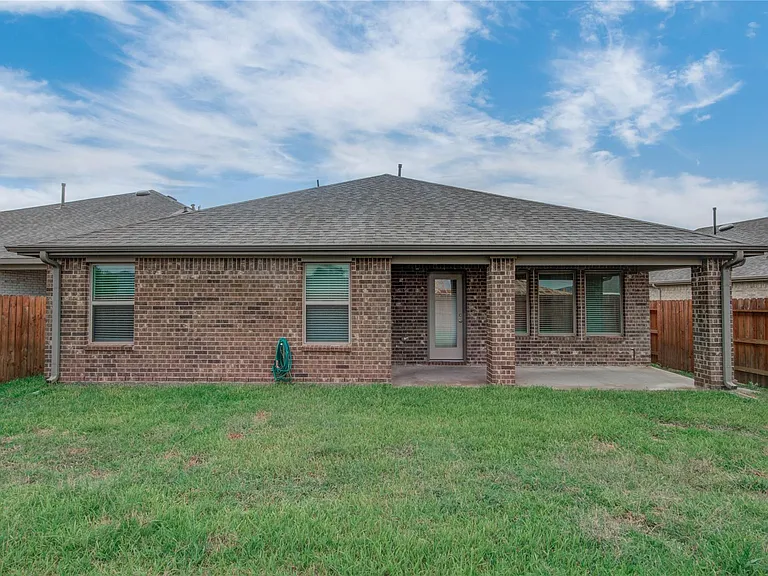3507 Telford Ln — Photo 43