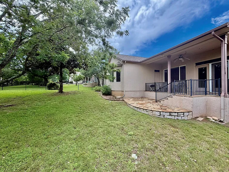 111 Purple Sage Dr — Photo 20