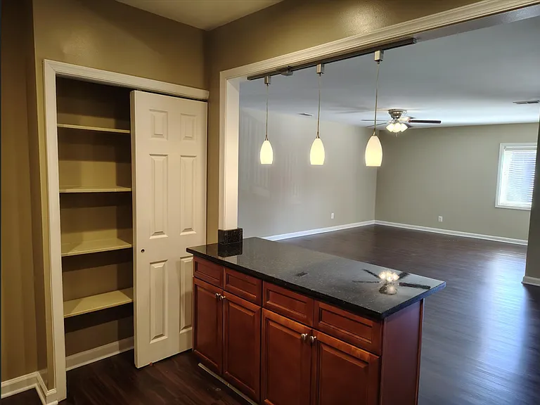 Residences at Pomona Park — Photo 85
