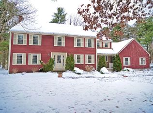 4 Knoll Dr, Norfolk, MA 02056