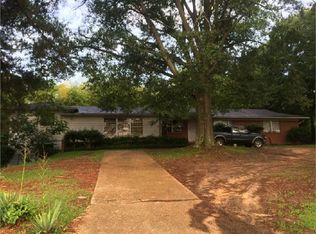 555 State Ave, Philadelphia, MS 39350