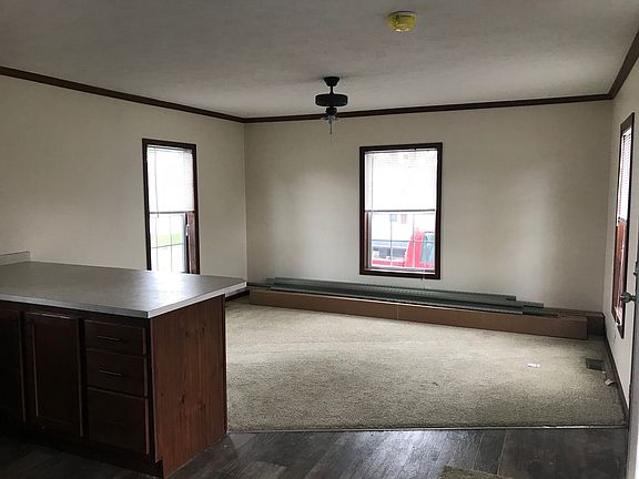 5th image of 4925 Genesse St #132S