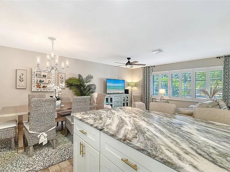 6758 S Lockwood Ridge Rd — Photo 17