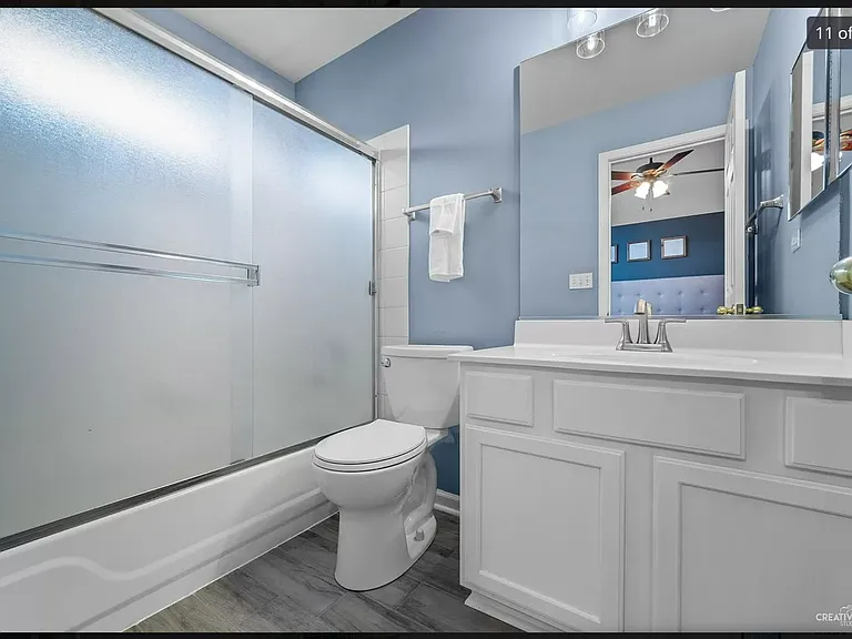 1076 Parkhill Cir — Photo 5