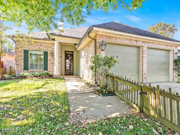213 Durham Dr, Lafayette, LA 70508