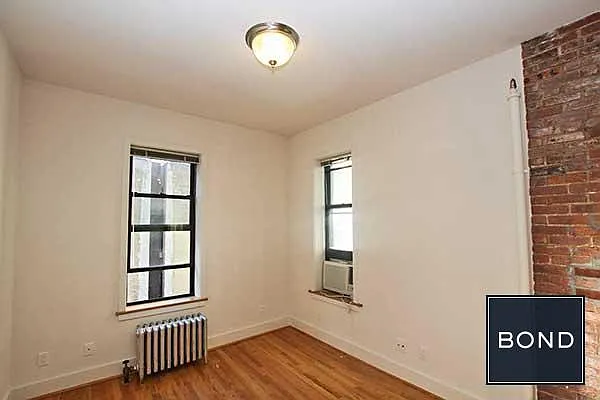 Rented by Bond New York | media 20