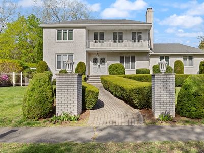 34 Coolidge Rd, Winchester, MA, 01890