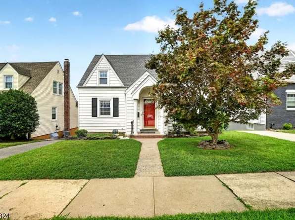 57 Bond Pl, North Arlington Boro, NJ 07031
