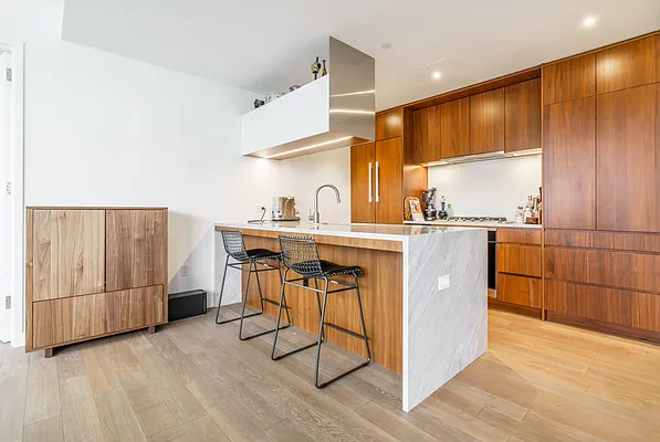 Rented by SERHANT. | media 45