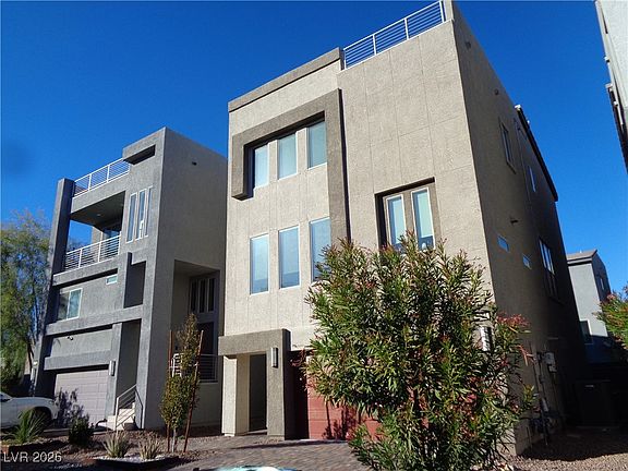 4th image of 8054 Misty Canyon Ave