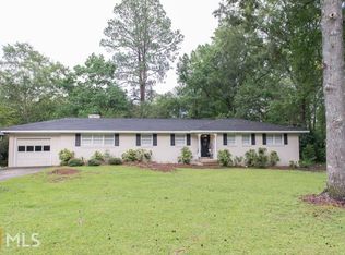 910 Godfrey Pl, Perry, GA 31069