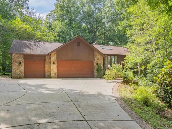 4503 Orleans Dr, Greensboro, NC 27409