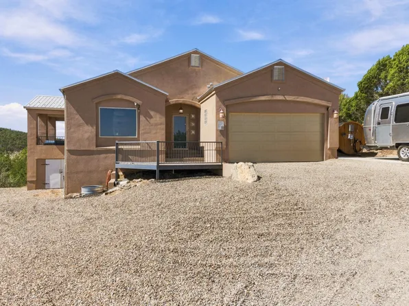 11 Estribor Ct, Edgewood, NM 87015