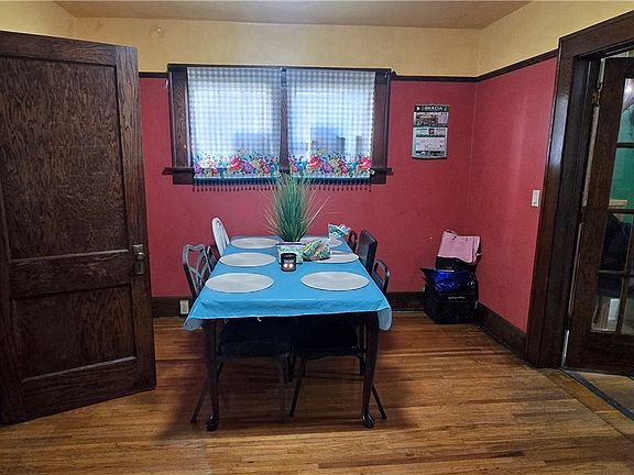 5th image of 559 Patterson Ave