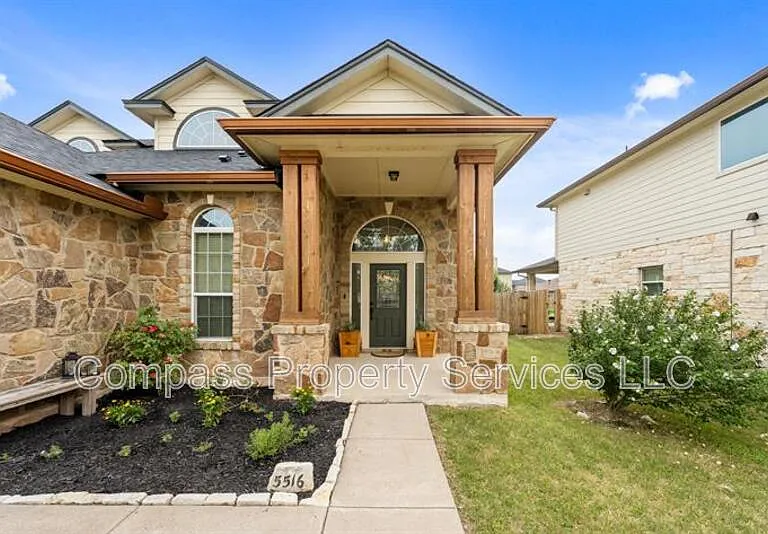 5516 Pinery Dr #5516 PINERY DR — Photo 17