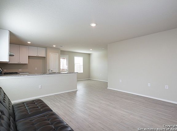 5th image of 11959 Warbler Way