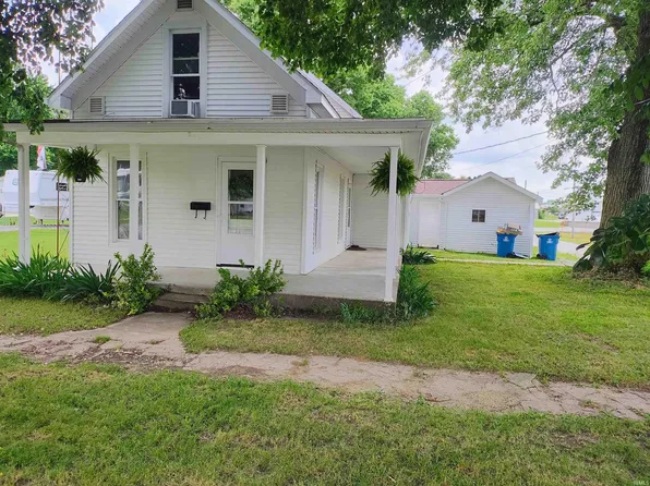 607 W 4th St, North Manchester, IN 46962