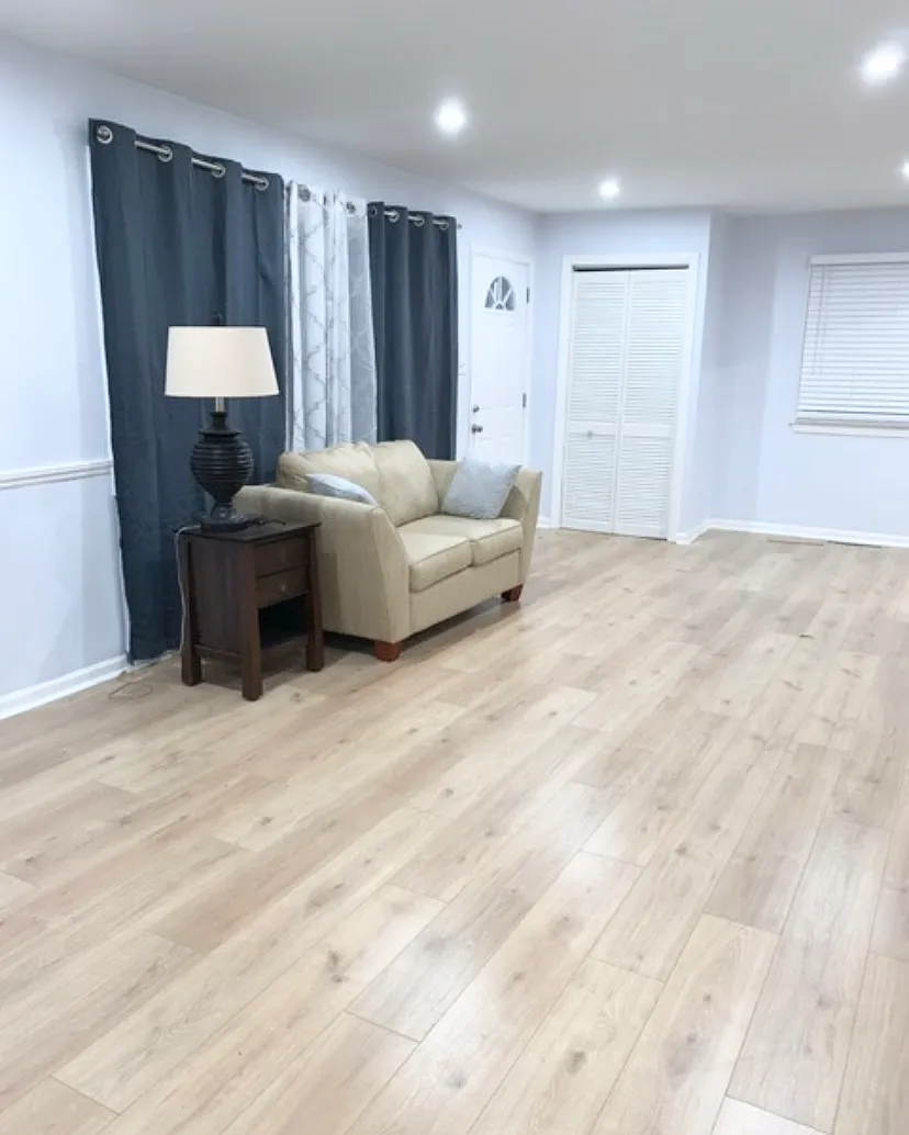 3 bed, 1052 sqft, $1,490 — Photo 2