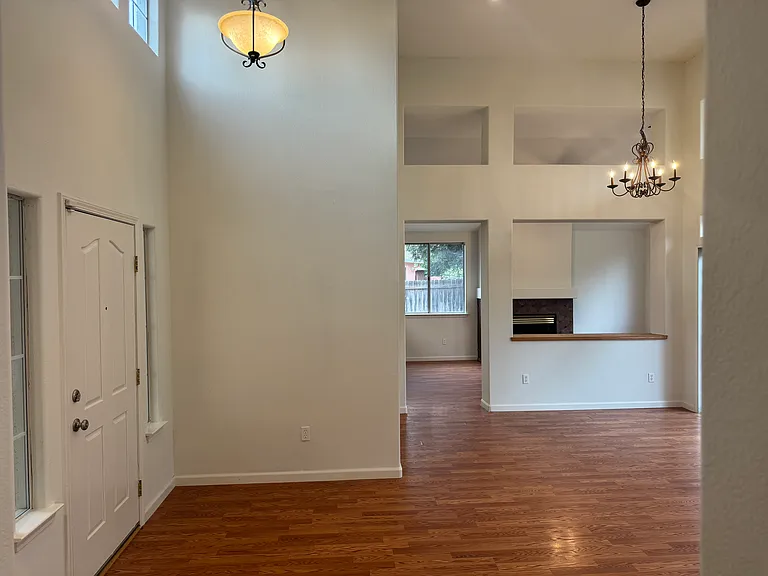 7270 N Gorma Ave — Photo 5