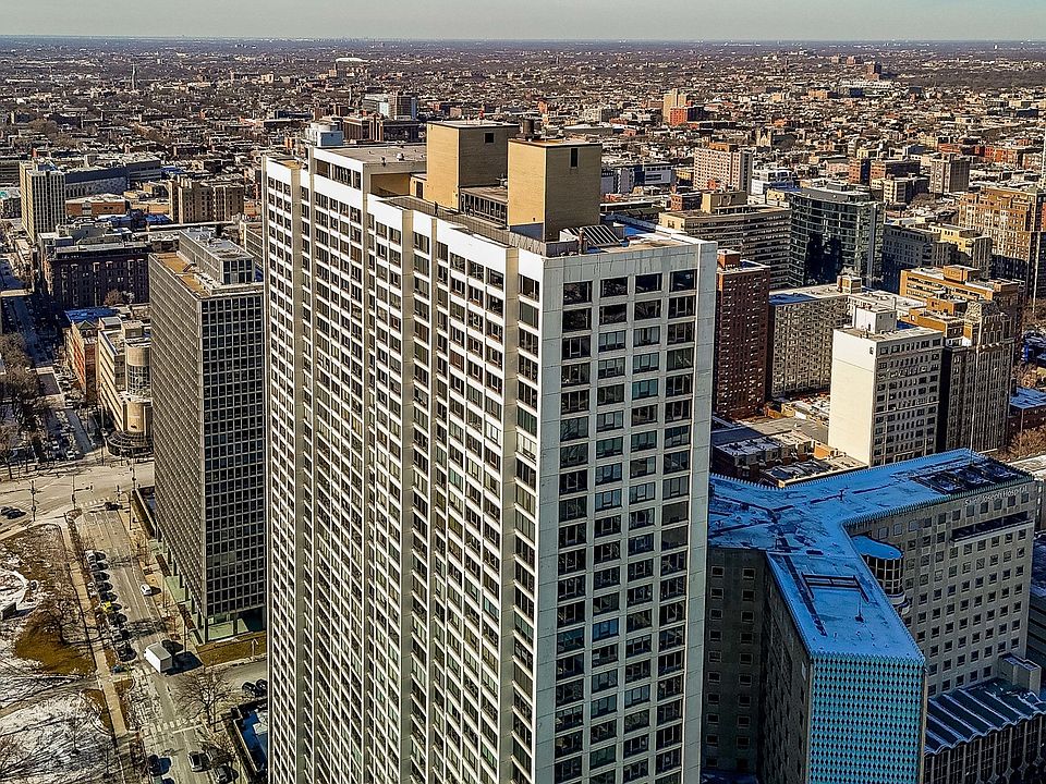 1st image of 2800 N Lake Shore Dr APT 2701