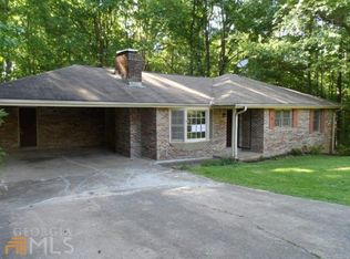 60 Robinson Dr, Carrollton, GA 30117