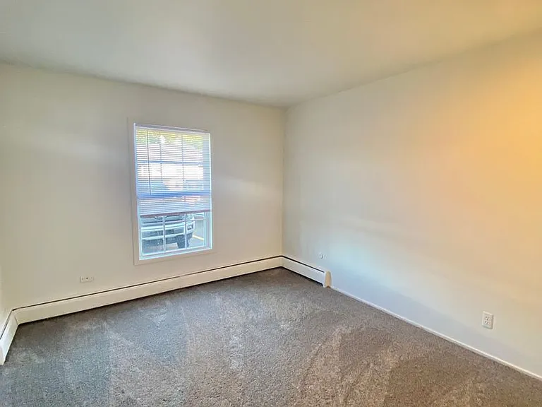 504 Saint Johns St — Photo 37