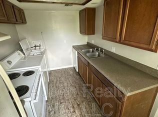 8603 NW 83rd St APT A, Kansas City, MO 64152